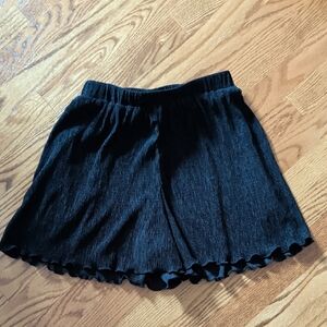 Princess Polly Black Textured Flowy Shorts